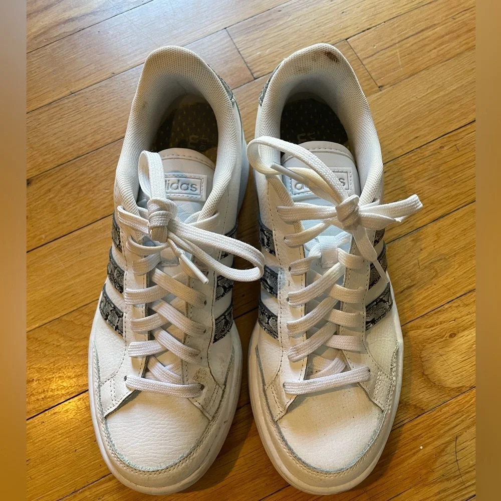 Adidas Cloudfoam Comfort Snake Print - Size 8 - Picture 4 of 4